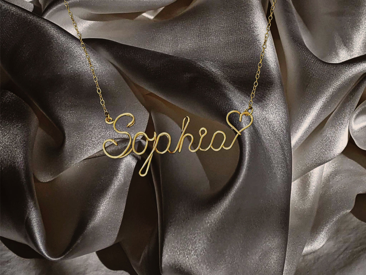 Collier prénom unique – Cadeau idéal, conçu à la main en fil métallique de qualité.