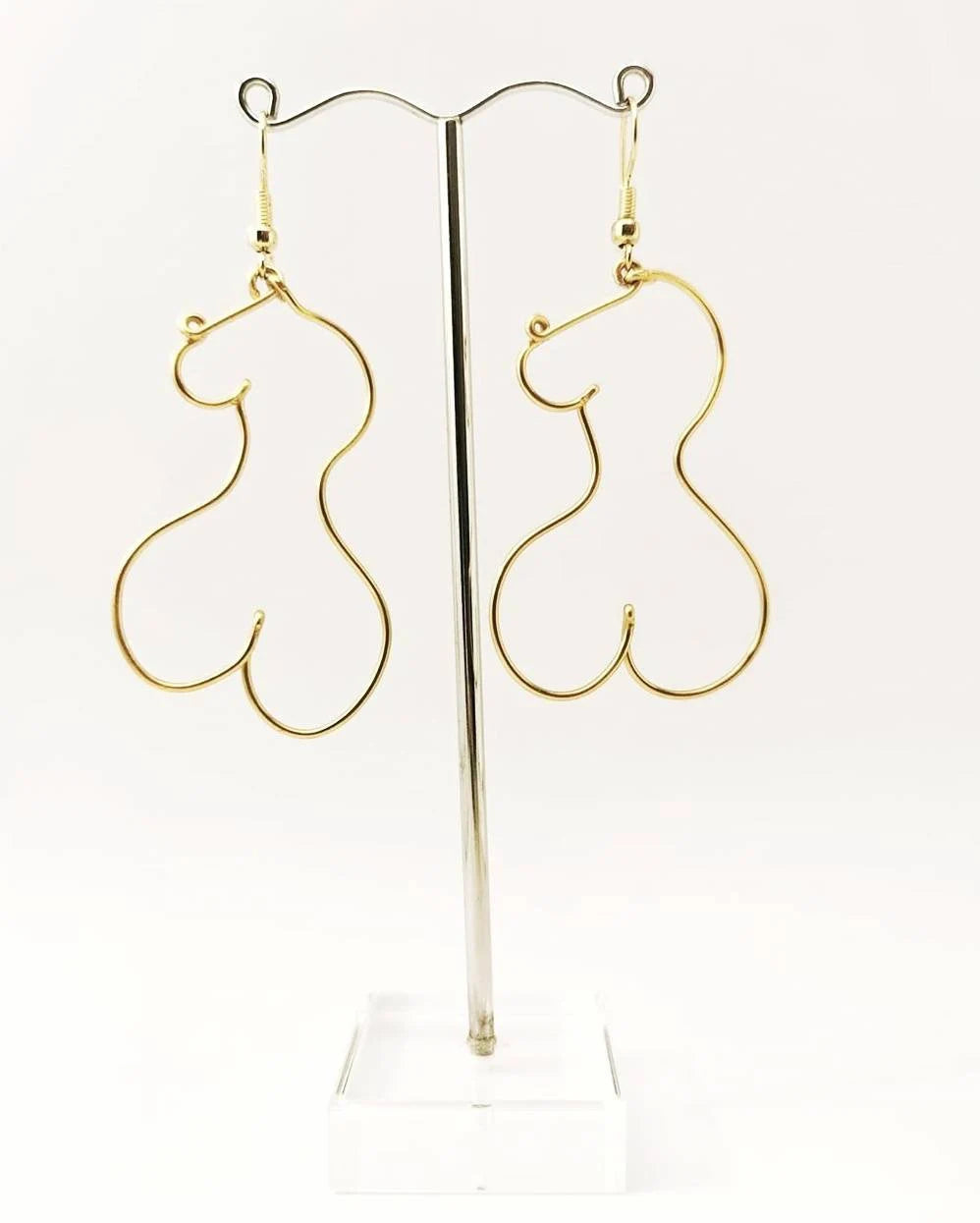 Boucles d’oreilles silhouette féminine en fil doré – Fait main