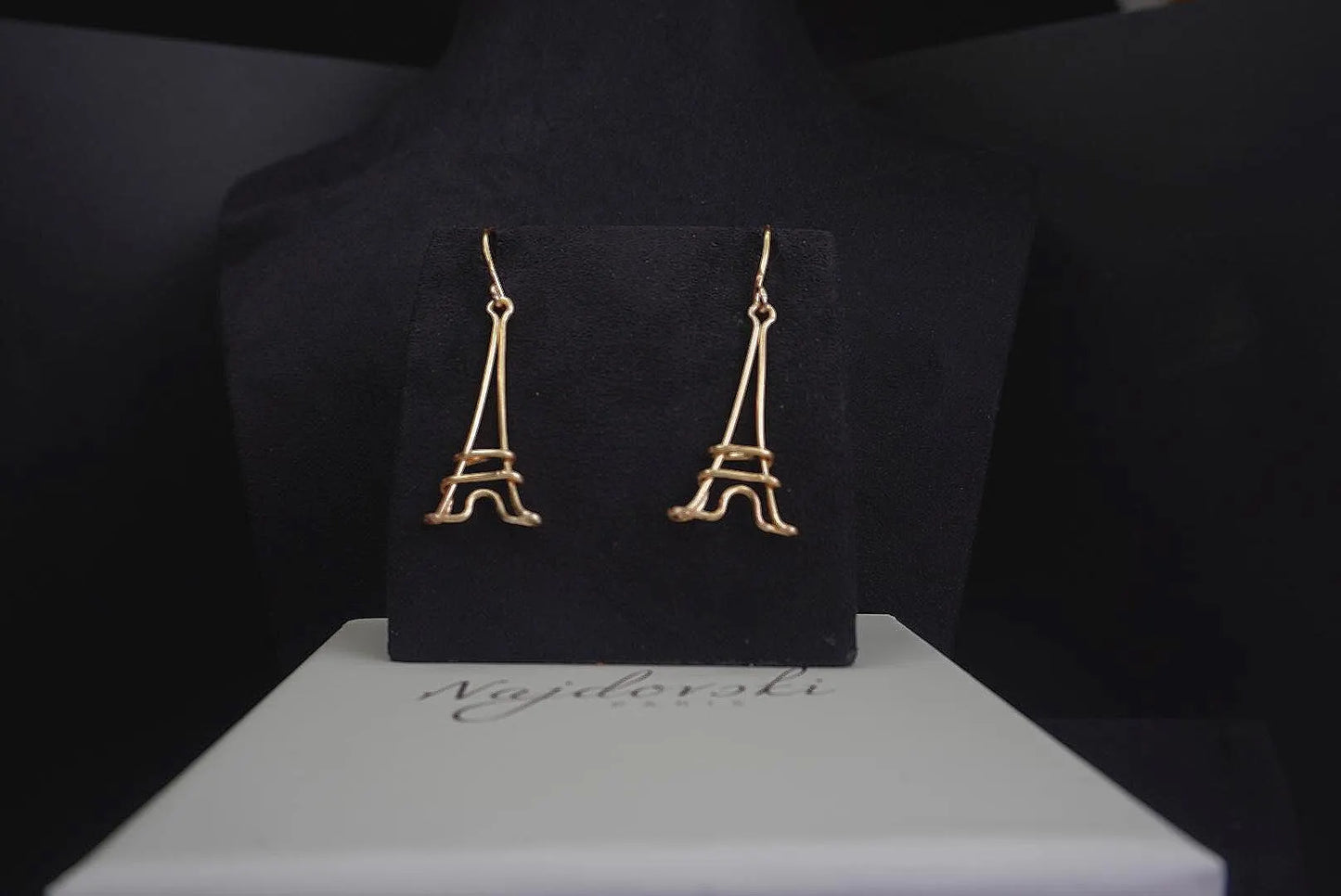 Boucles d’oreilles Tour Eiffel élégantes – Bijou inspiré de Paris